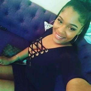 Meet your Posher, Iesha